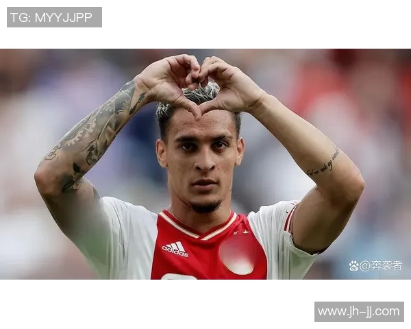 安东尼与足球明星的友谊之路与梦想追逐的精彩故事